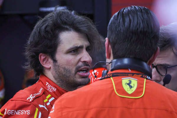Versus / Carlos Sainz se perderá el GP de Arabia Saudita por apendicitis y lo reemplazará un piloto de la F2