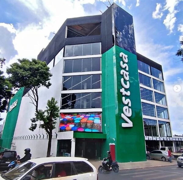 CDE: Apresurada inauguración de “Vestcasa” Paraguay solo para estafar a clientes