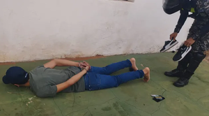 Capturan a Oliver Lezcano, el policía que, según Barchini, había sido “asesinado” por el clan Rotela - Noticiero Paraguay