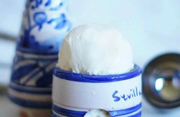 Una patada por los huevos… de Pascua: Hacen un helado con “sabor a Semana Santa”