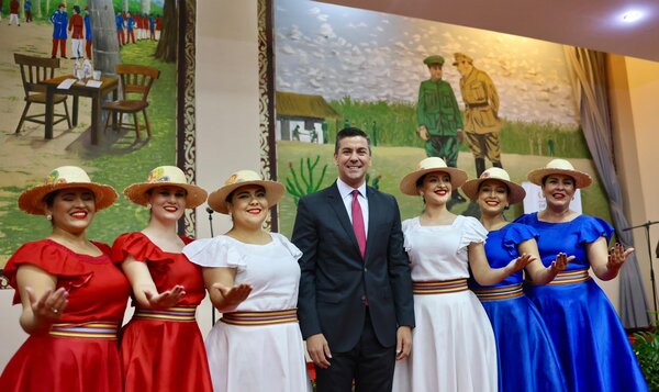 Presidente expresa reconocimiento a las mujeres que luchan cada día y renueva su compromiso para que salgan adelante - .::Agencia IP::.
