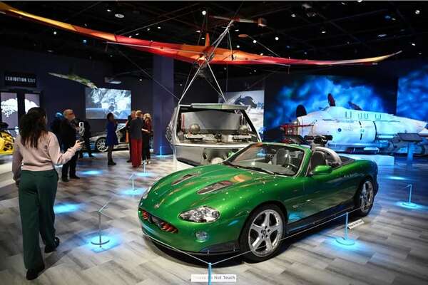 Universo automovilístico de James Bond en el Museo del Espía de Washington - Viajes - ABC Color