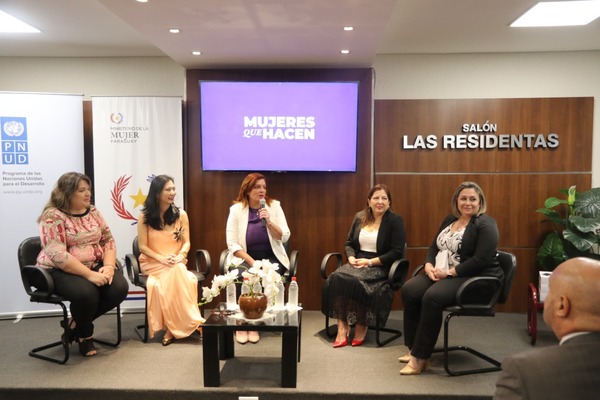 “Mujeres que Hacen”: Premian a 6 fotógrafas que inspiran sobre las diferentes facetas de las mujeres - .::Agencia IP::.