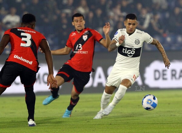 Versus / La "maldición" de Olimpia en la Copa Sudamericana