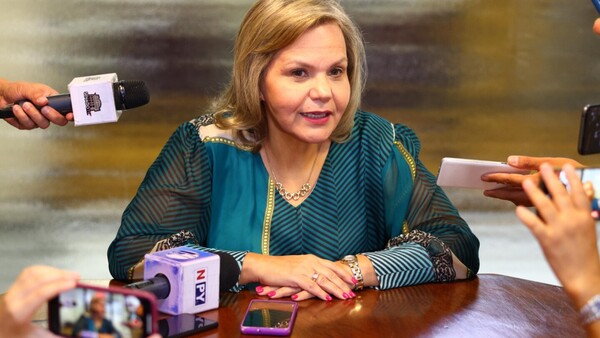 Lilian Samaniego se enfoca en el "diálogo" entre colorados en vísperas de convención
