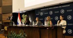 La Nación / “Políticas públicas serán más eficientes, si más mujeres están al frente”, afirman