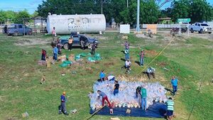 Armada paraguaya entregó asistencia para unas 750 familias de Bahía Negra