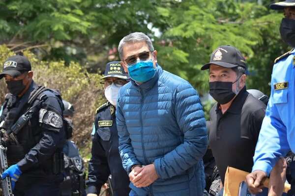 Tribunal de EE.UU. condena al expresidente de Honduras por narcotráfico - Mundo - ABC Color