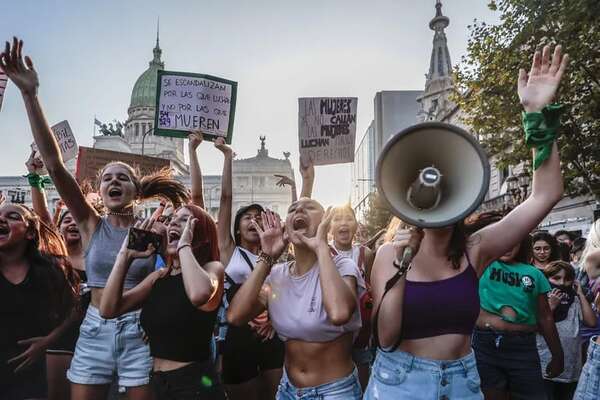 En Día de la Mujer, Milei cambió nombre al “Salón de las mujeres” por “Salón de los próceres” - Mundo - ABC Color