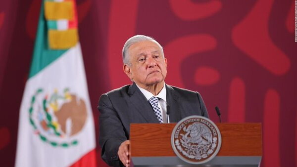 López Obrador confirmó la muerte de un estudiante de Ayotzinapa tras ser detenido por la Policía de Guerrero