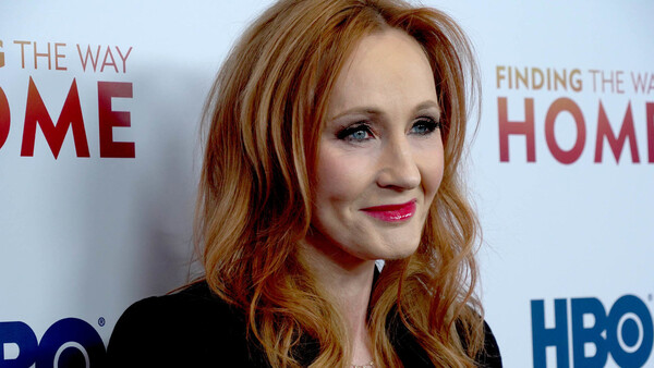 Autora de Harry Potter denunciada por llamar «hombre» a un trans