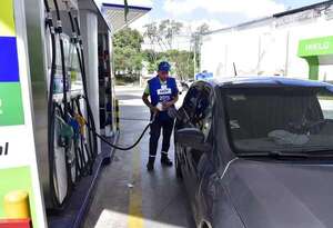 Negocio del combustible: “CGR no tiene competencia para emitir informes en cuestiones ambientales”, según abogado  - Nacionales - ABC Color