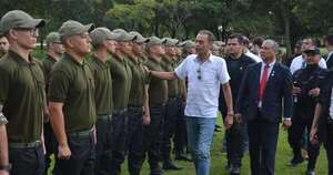 La Nación / Futuros guardiacárceles inician su entrenamiento