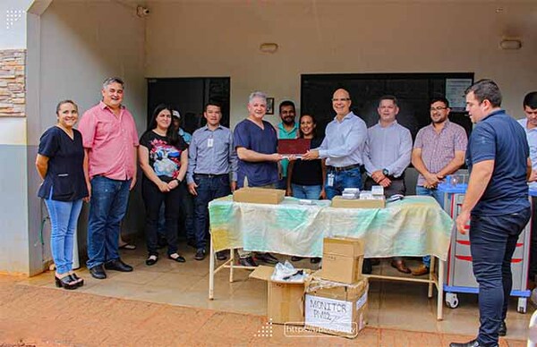 UPE entrega equipamientos médicos al Hospital Distrital de Natalio | DIARIO PRIMERA PLANA
