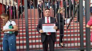 Convención de la ANR: convencional de Fuerza Republicana denunció que no le dejaron participar de forma presencial   - Política - ABC Color