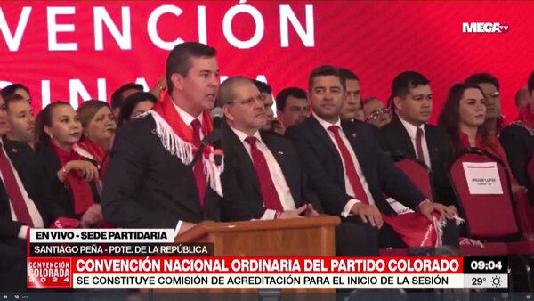 Santiago Peña habló en la Convención, recordó su afiliación y dijo que "la salud del país se sustenta en la ANR" - Megacadena - Diario Digital