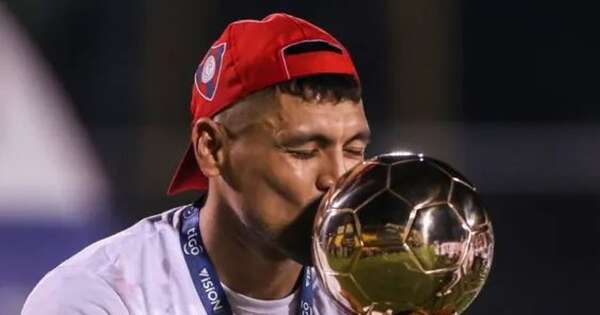 La Nación / Juan Patiño criticó a Olimpia y Cerro