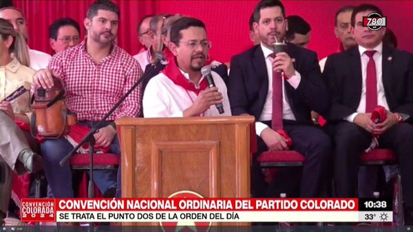 Convencional propuso discutir «más adelante» una constituyente para reformar la Constitución