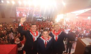 Horacio Cartes envió un mensaje en la Convención colorada: “No es suficiente ganar las elecciones”