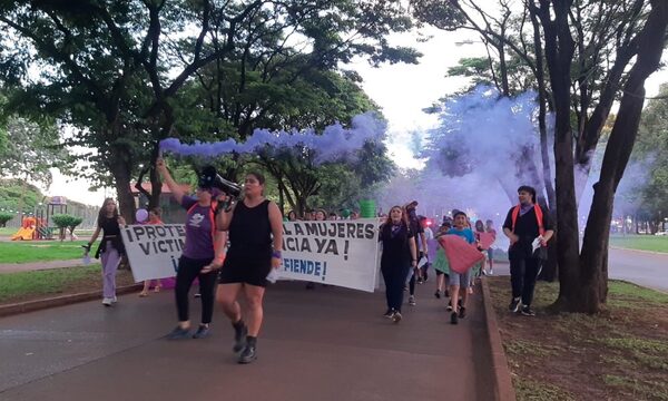 Vida libre, digna y sin violencias fue clamor de mujer en marcha 8M