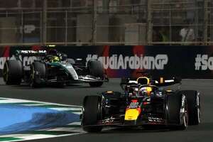 Verstappen gana por delante de 'Checo' y Alonso acaba quinto en Yeda - Automovilismo - ABC Color