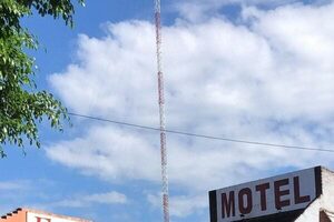 Septuagenario falleció en motel y yiyi salió corriendo