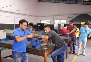 Trabajadores empíricos podrán formalizar competencias laborales a través de la certificación del SNPP - .::Agencia IP::.