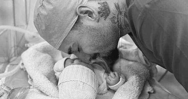 La Nación / Ya nació París, la primera hija de Maluma y Susana Gómez