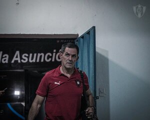 Fin de ciclo: Víctor Bernay no es más DT de Cerro Porteño