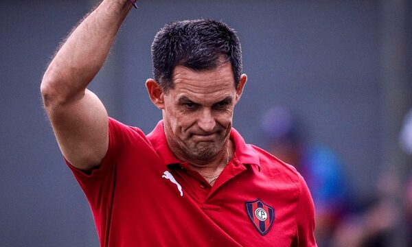 Cerro Porteño vuelve a echar a Bernay