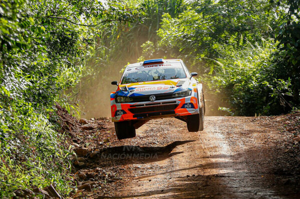 El Team "naranja" arrasa en Itapúa con Alonso en lo más alto