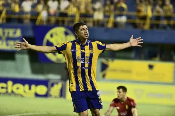 Sportivo Luqueño vs. Guaraní: El Auriazul reafirma su predominio y escolta al puntero - Sportivo Luqueño - ABC Color
