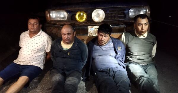 Diario HOY | Misiones: 4 detenidos con 350 kilos de cocaína y una avioneta
