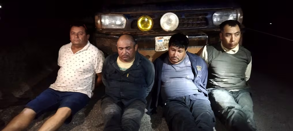 Cuatro narcos fueron detenidos tras aterrizar con 431 kilos de cocaína en Misiones - Noticiero Paraguay