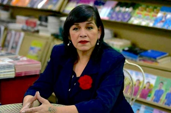 MEC investiga de oficio denuncias contra Perla Argüello por supuesta venta de rubros
