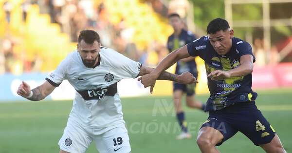 La Nación / Un Olimpia sin rumbo apenas salva el empate