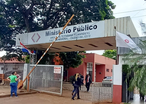 Denuncias falsas de violencia perjudica a las mujeres que realmente las sufren - La Clave