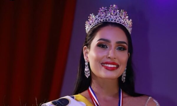 Jazmín Mernes se quedó como virreina de certamen de belleza