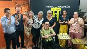 [VIDEO] ¡Don Quemil Yambay festejó un año más de vida con bandita pu!