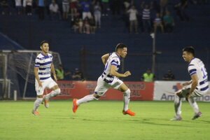 Cerro y Olimpia no levantan cabeza y 2 de mayo sigue en la cima del Apertura