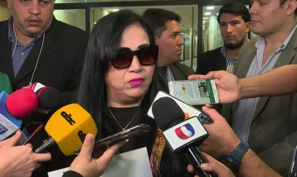 «Yamy Nal» estafó al electorado vendiendo una imagen «con esa cara de niñita», señalan