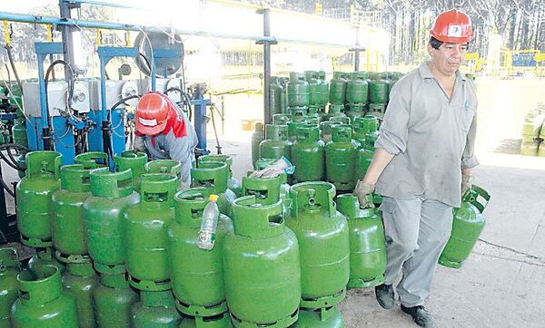 Privados aumentan precios del gas doméstico: alzas de hasta G. 1.000 por kg - ADN Digital