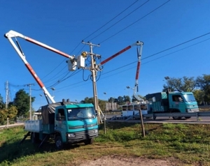 ANDE reporta líneas fuera de servicio que afectan a distintas zonas del país - Oasis FM 94.3