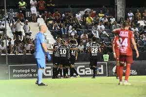 Libertad vs. Sportivo Ameliano: El gumarelo manda en el Apertura - Fútbol - ABC Color