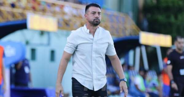 La Nación / Sigue doliendo la mano de Cardozo