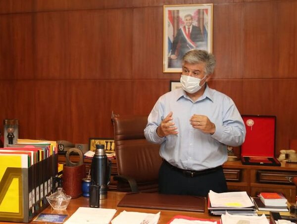 Arnaldo Giuzzio niega participación en filtraciones y critica falta de independencia de la Fiscalía · Radio Monumental 1080 AM
