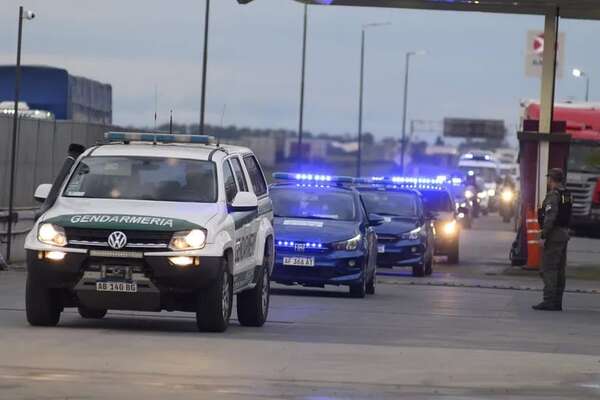 Rosario, paralizada por homicidios y la intervención de las fuerzas federales enviadas por Milei - Mundo - ABC Color