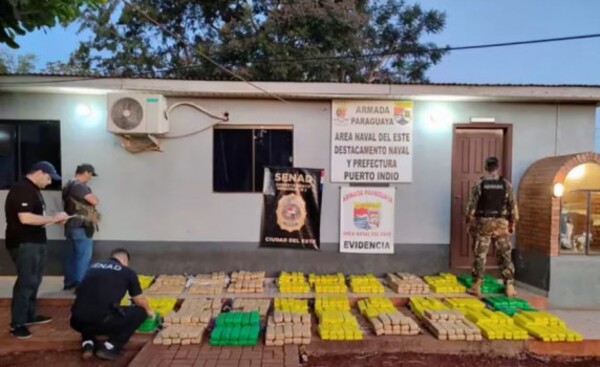 Armada incauta 525 kilos de marihuana en el Lago Itaipu