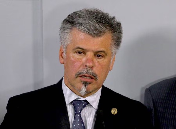Giuzzio afirma que la fiscalía oculta investigación contra Cartes y Tabesa - Portal Digital Cáritas Universidad Católica
