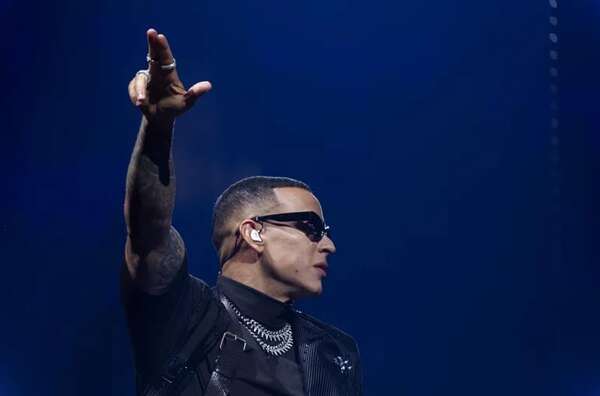 Daddy Yankee reaparece en público dando su testimonio de vida tras retirarse de la música - Gente - ABC Color